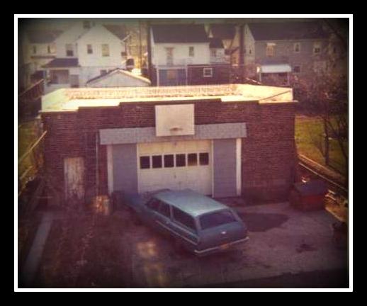 Carpenter Street garage, Chevy wagon, dog house photo by Anthony Buccino, All rights Reserved