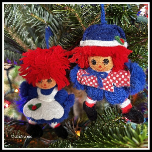 Raggedy Ann and Raggedy Andy just hanging around